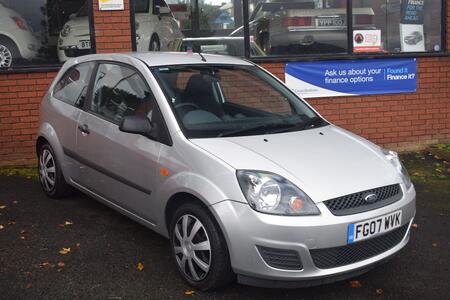 FORD FIESTA 1.3 Style Climate